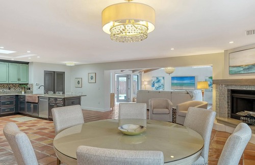 Saint Armands Key House | St Armand's Home with pool