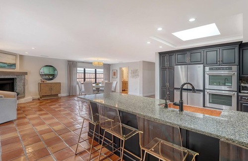 Saint Armands Key House | St Armand's Home with pool