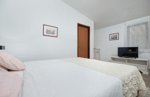 Mugeba Apartment | St. Bečić