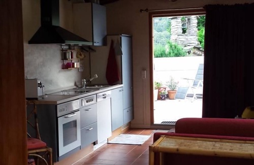 Aurigeno Ski Chalet | St Christopher House - Studio