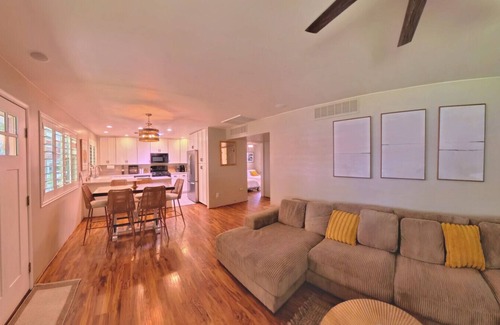St. George House | St. George Digital Nomad Base w/Putting Green, Gym, Game Room & Outdoor Cinema