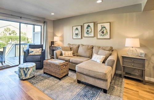 Oceanmarsh Subdivision Apartment | St Helena Island Condo with Pool and Beach Access!