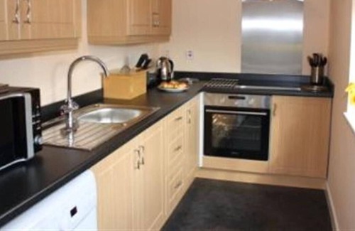 Wiseman's Bridge Apartment | St Helens Apartment 1