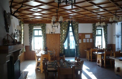 Paradsasvar Bed & Breakfast | St. Hubertus Étterem és Panzió