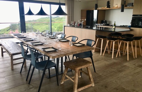 Cancale House | St-Malo/Cancale, new house with pisc. heated, Hammam & Jacuzzi, 100% sea view