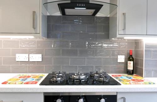 Eastbourne House | St Mary's Cottage