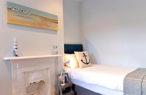 Eastbourne House | St Mary's Cottage