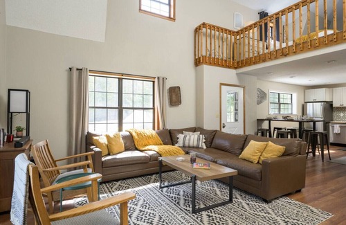 Saint Mary's House | St Mary's Glacier Retreat | A Cozy Lakeside Escape