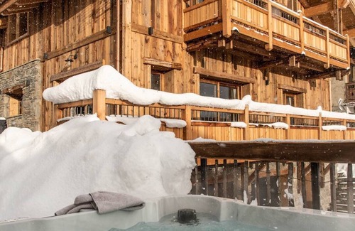 Champagny-en-Vanoise Ski Chalet | St Maurice : 5* chalet with private pool et jacuzzi