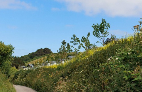 Saint Columb Major Cabin | ST MAWGAN'S COVE 26, family friendly, with a garden in Mawgan Porth
