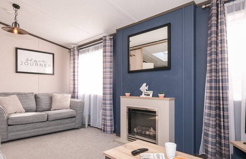 Saint Columb Major Cabin | ST MAWGAN'S COVE 26, family friendly, with a garden in Mawgan Porth
