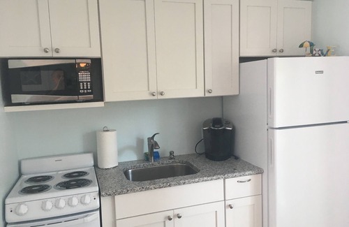 St. Pete Beach Cottage | St Pete Beach, 1 Bed/1 Bath, All New, Walk To White Sands Of St Pete Beach