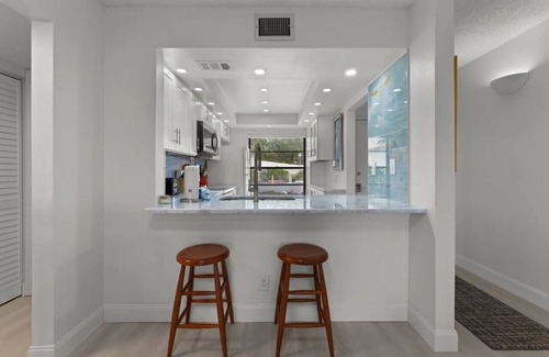 Casa del Mar Apartment | St Pete Isla Casa C-103 2/2 Bath Amazing View!