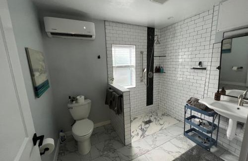 Crescent Lake Apartment | St Petersburg Vacation Rentals