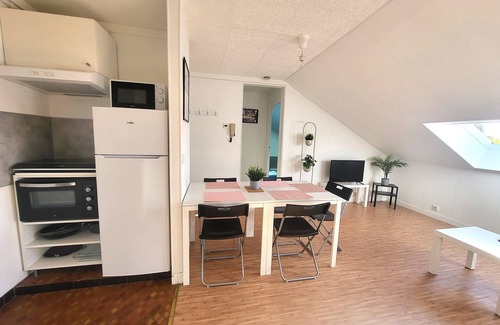 Trappes Apartment | St-quentin-en-yvelines : Appartement Avec Parking