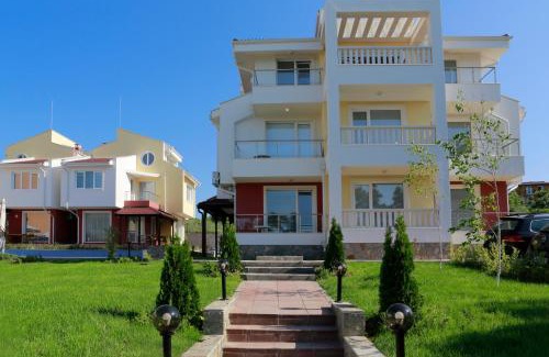 Budjaka Resort | St. Stefan Villas & Hotel
