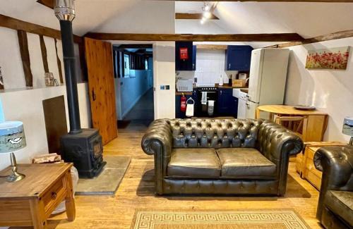 Brightlingsea House | Stable Cottage at Lee Wick Farm Cottages & Glamping