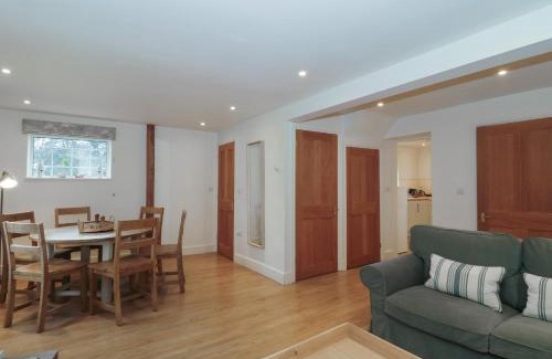 Lechlade House | Stable Cottage