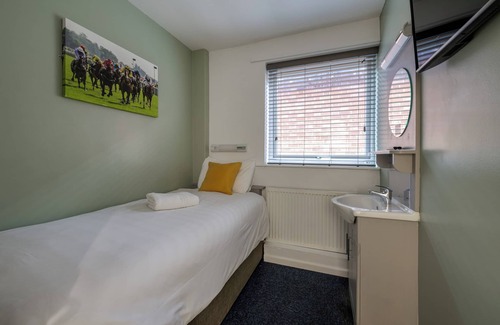 York House | Stableside at York Racecourse
