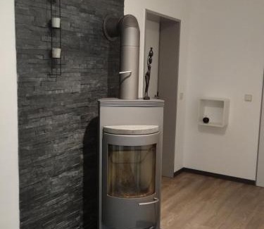 Ehrang-Quint Apartment | Stadt und Wald