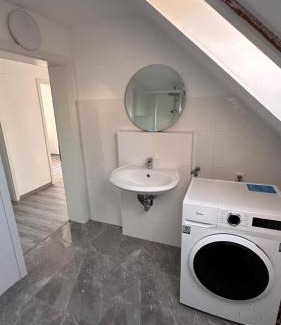 Fuldatal Apartment | Stadtnahe Dachgeschosswohnung