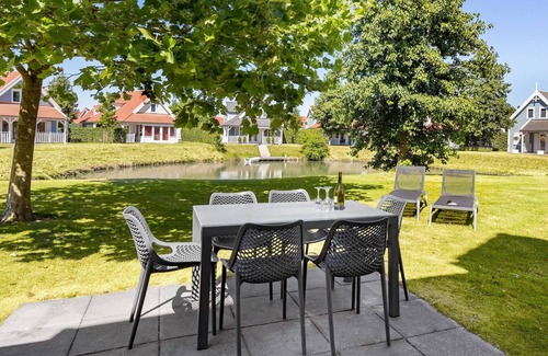 Bruinisse Villa | Staetelaan Comfort 8