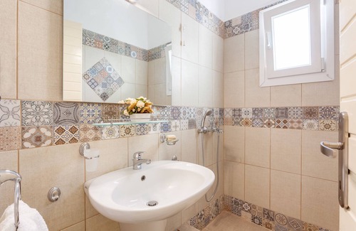 Stafylos House | Stafylos Suites Boutique Hotel