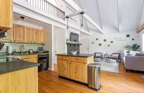 Albrightsville House | Stag Chalet: Summer Time Fun! 3BD | Pet Friendly