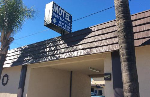 Park Mesa Heights Hotel | Stallion Motel