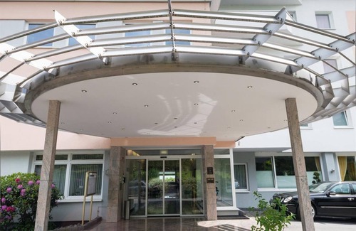 Bad Marienberg House | Standard double room - Wildpark Hotel