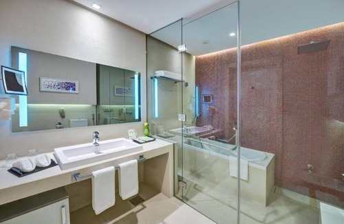 Al Majaz Apartment | Standard Room Near Lulu hypermarket Al Majaz