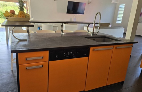 Saint-Francois Villa | STANDING VILLA with Jacuzzi & Pool, on 1800m2 of land