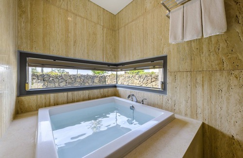 Aewol Hotel | Stanford Hotel & Resort Jeju