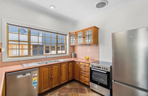 Coalcliff House | Stanwell Park Escape Sprawling Beachfront Living