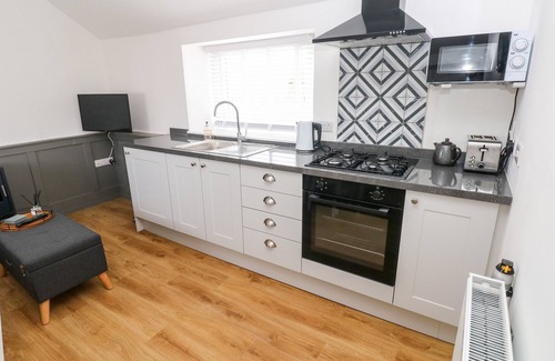 Kilgetty Cottage | STAR COTTAGE, pet friendly, character holiday cottage in Kilgetty