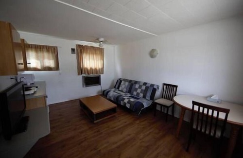 Morden Hotel | Star Motel