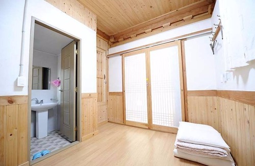 Jeonju House | Star Rest Hanok
