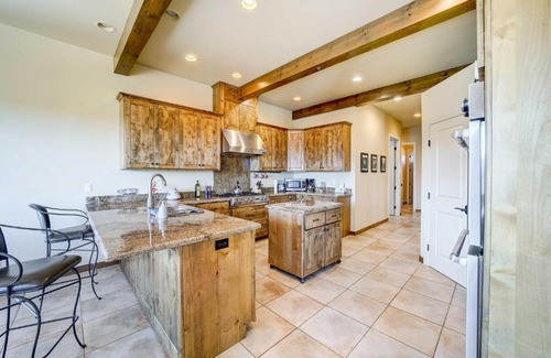 Star Valley House | Star Valley Retreat with Hot Tub - Near Hiking