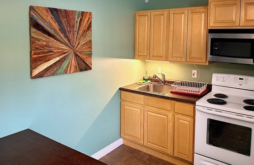 Norman's Cove-Long Cove House | Starboard suite @ The Homestead Oceanfront