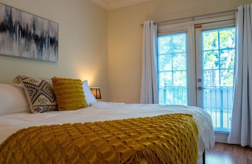 Starkville Apartment | Starkville Luxe Getaway + Near MSU and Stadium