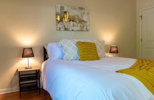Starkville Apartment | Starkville Luxe Getaway + Near MSU and Stadium