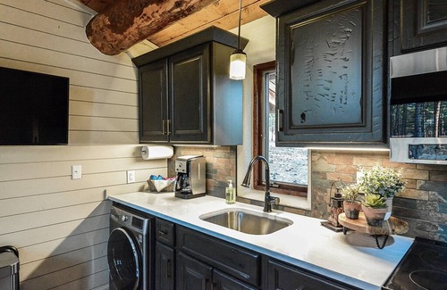 Buena Vista Apartment | Starry Nights, World so Bright
