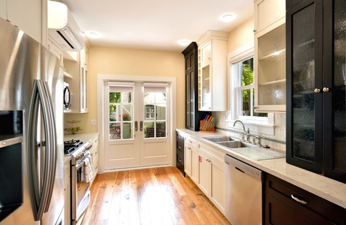 Historic Seaport Condo | STARS ~ 4 bedroom, 2 Bath Condo, Shared Heated Pool, Downtown Location!