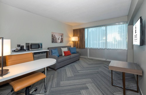 Downtown Springfield Hotel | State House Inn, Trademark Collection by Wyndham