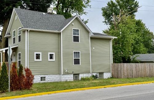 Forestview House | State line Escape