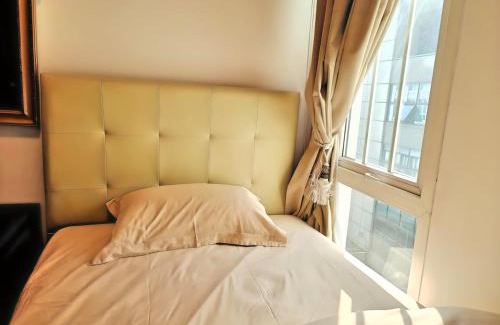 Menteng Apartment | Stategic 1et Cikditiro 2BR Apt with Pool, Gym, Wi-Fi by 2ndHome