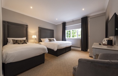 Lymm Hotel | Statham Lodge Hotel