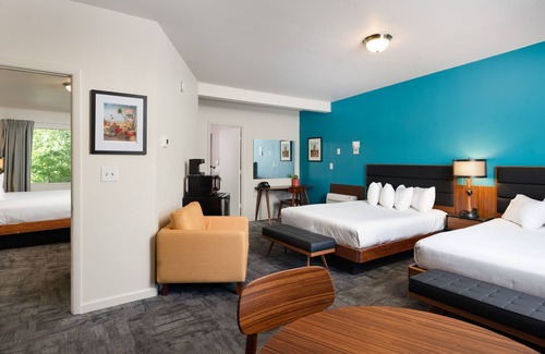 Bozeman Hotel | Stay at a 1950s Classic Motel in Bozeman