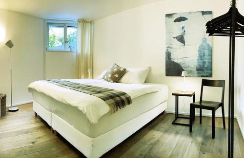 Muhlebach Apartment | Stay at Night - Moonlight