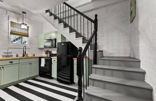 Sadieville House | Stay at the 1902 Jail House Inn